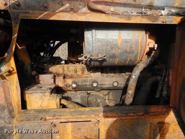 image for item DJ8577 1983 Caterpillar D6D  dozer