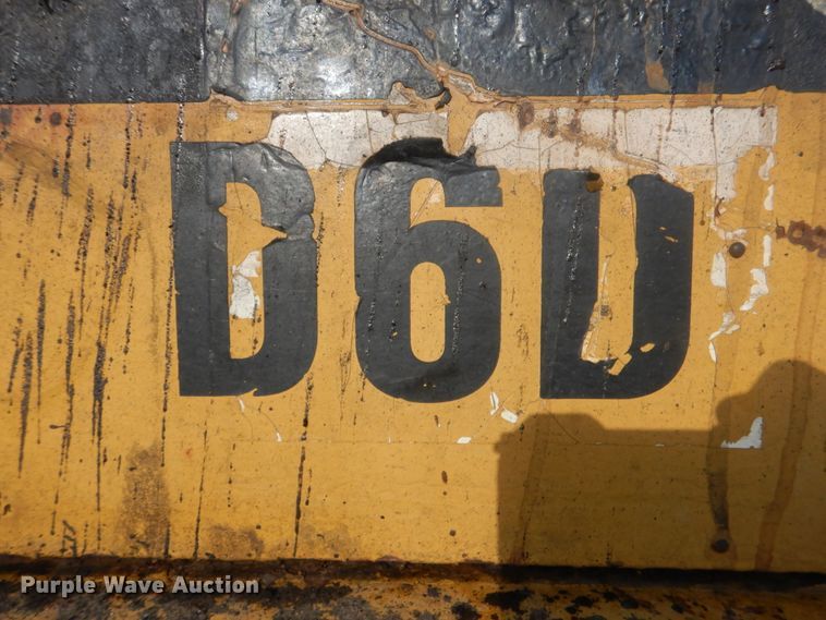 image for item DJ8577 1983 Caterpillar D6D  dozer