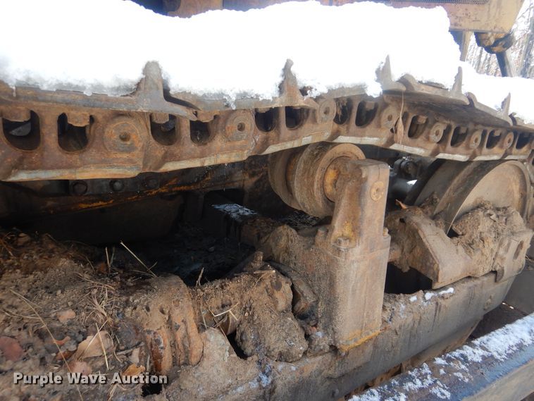 image for item DJ8577 1983 Caterpillar D6D  dozer