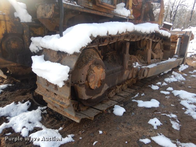 image for item DJ8577 1983 Caterpillar D6D  dozer