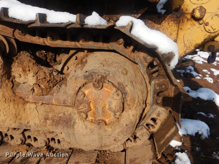 image for item DJ8577 1983 Caterpillar D6D  dozer