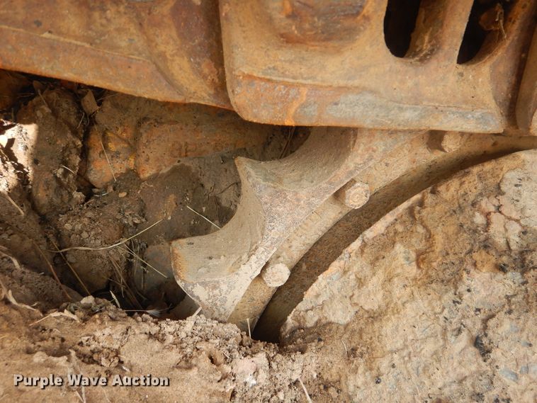 image for item DJ8577 1983 Caterpillar D6D  dozer