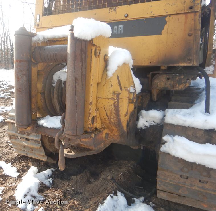 image for item DJ8577 1983 Caterpillar D6D  dozer