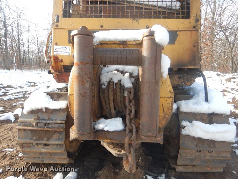 image for item DJ8577 1983 Caterpillar D6D  dozer