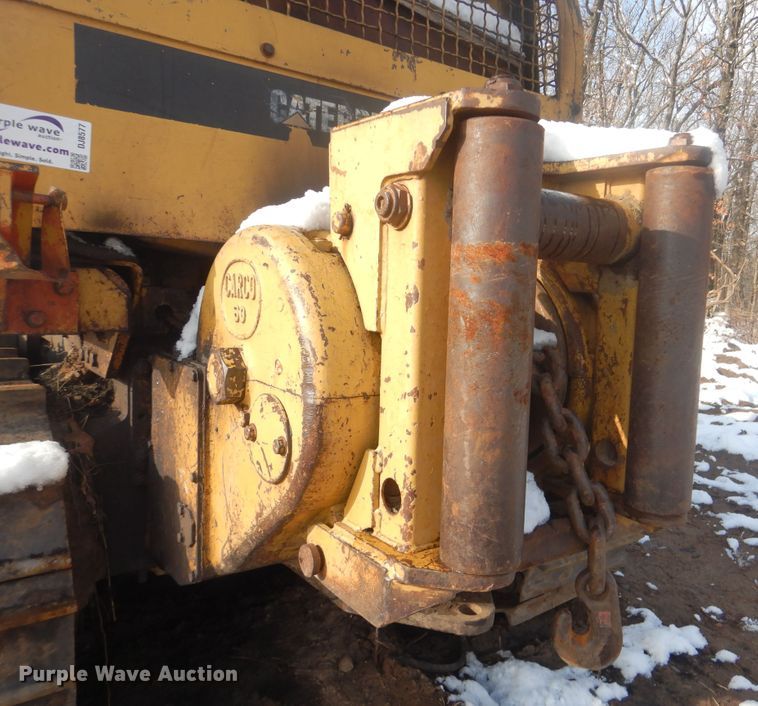 image for item DJ8577 1983 Caterpillar D6D  dozer