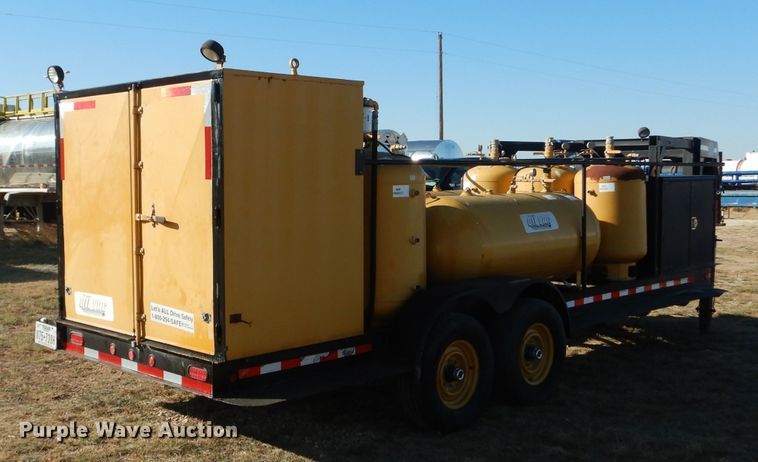 image for item DJ8819 2005 Sage flatbed trailer with pneumatic service system