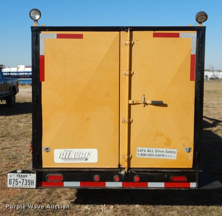 image for item DJ8819 2005 Sage flatbed trailer with pneumatic service system