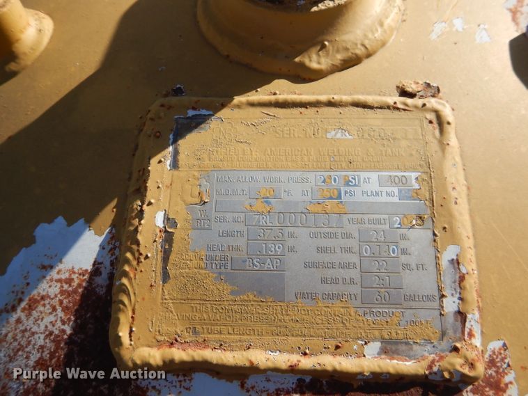 image for item DJ8819 2005 Sage flatbed trailer with pneumatic service system