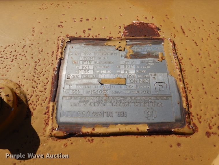 image for item DJ8819 2005 Sage flatbed trailer with pneumatic service system