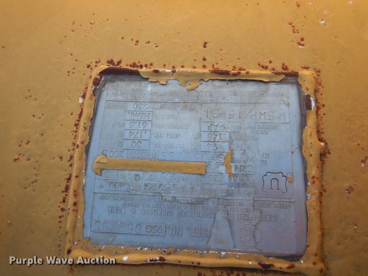 image for item DJ8819 2005 Sage flatbed trailer with pneumatic service system