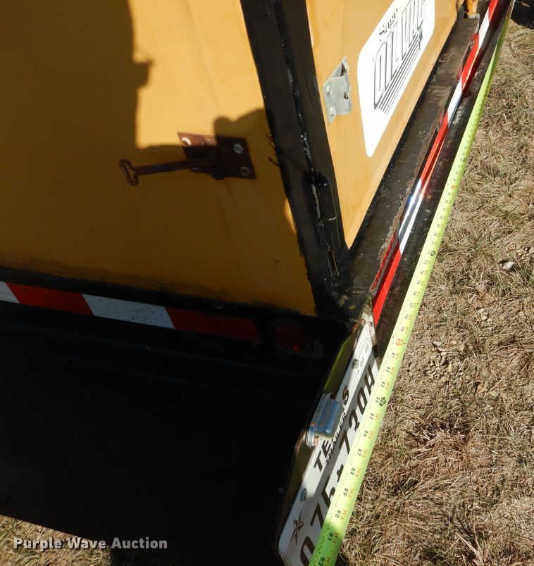 image for item DJ8819 2005 Sage flatbed trailer with pneumatic service system