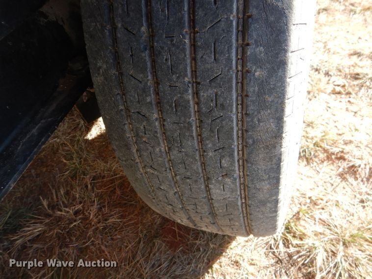 image for item DJ8819 2005 Sage flatbed trailer with pneumatic service system