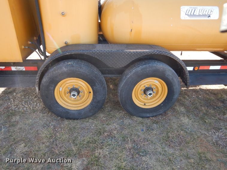 image for item DJ8819 2005 Sage flatbed trailer with pneumatic service system