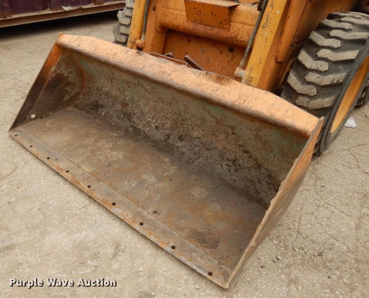 image for item DL2539 1989 Case 1835C  skid steer loader