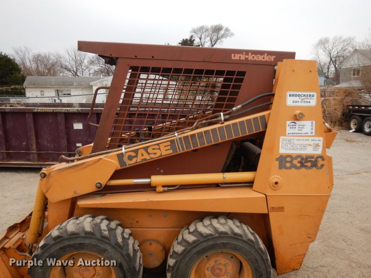 image for item DL2539 1989 Case 1835C  skid steer loader