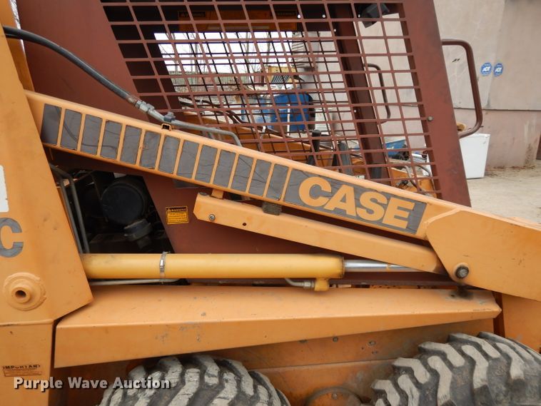 image for item DL2539 1989 Case 1835C  skid steer loader