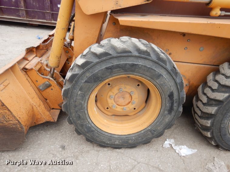 image for item DL2539 1989 Case 1835C  skid steer loader