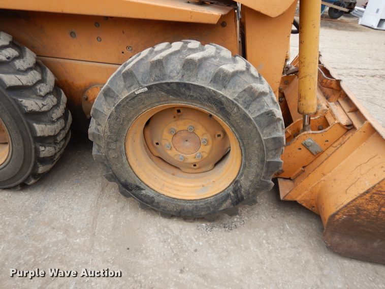 image for item DL2539 1989 Case 1835C  skid steer loader