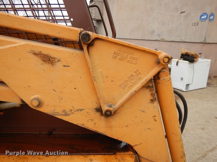 image for item DL2540 Case 1845C  skid steer loader