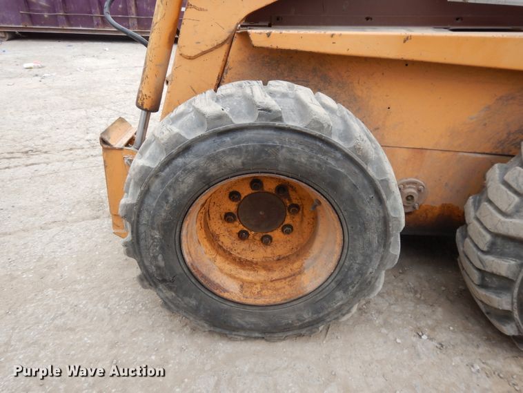 image for item DL2540 Case 1845C  skid steer loader