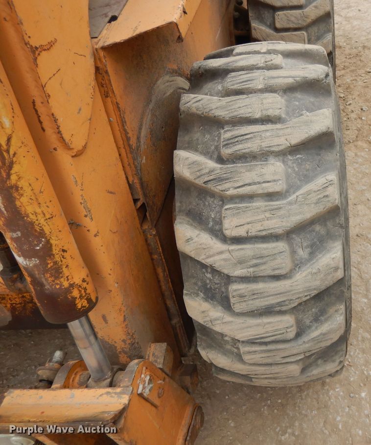 image for item DL2540 Case 1845C  skid steer loader