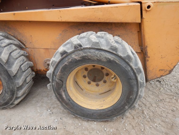 image for item DL2540 Case 1845C  skid steer loader