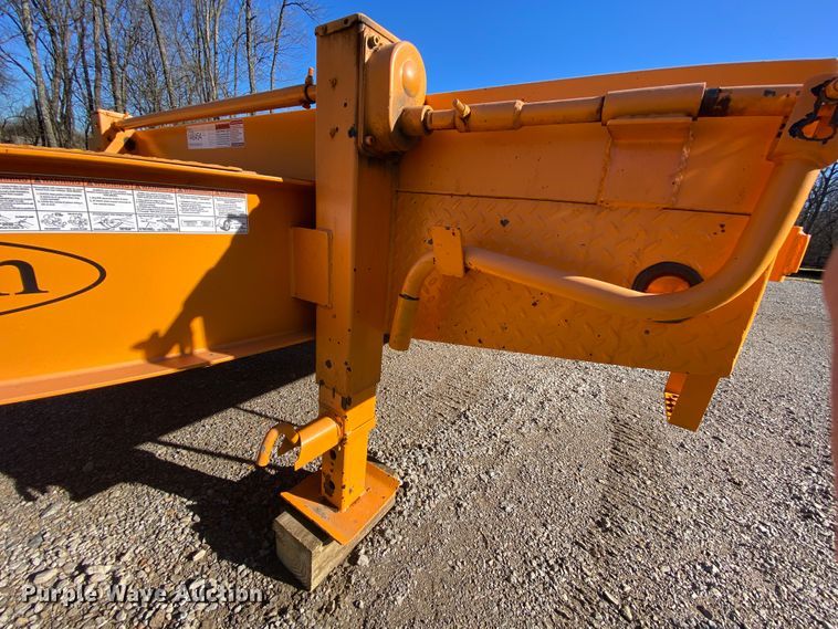 image for item EL9620 2018 Kauffman equipment trailer