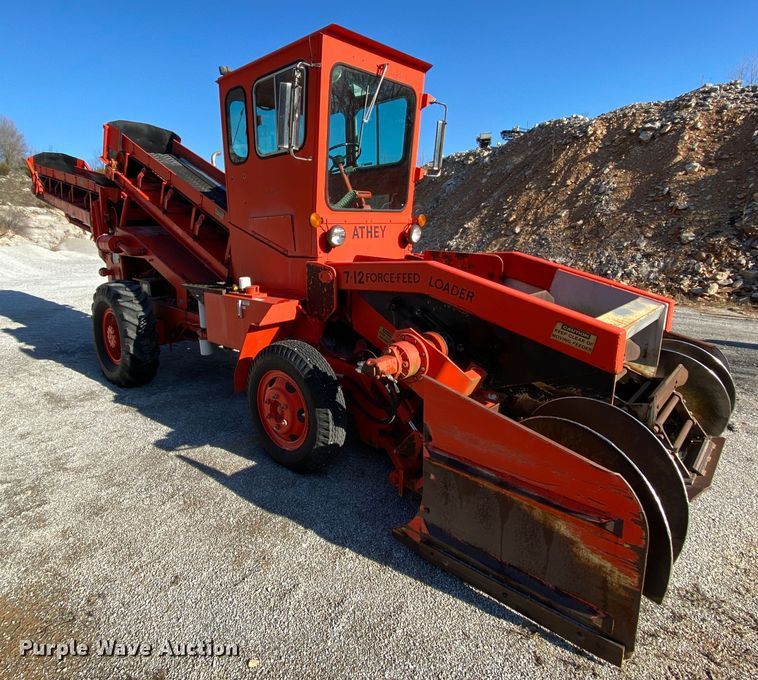 image for item EL9621 1991 Athey 712DS windrower