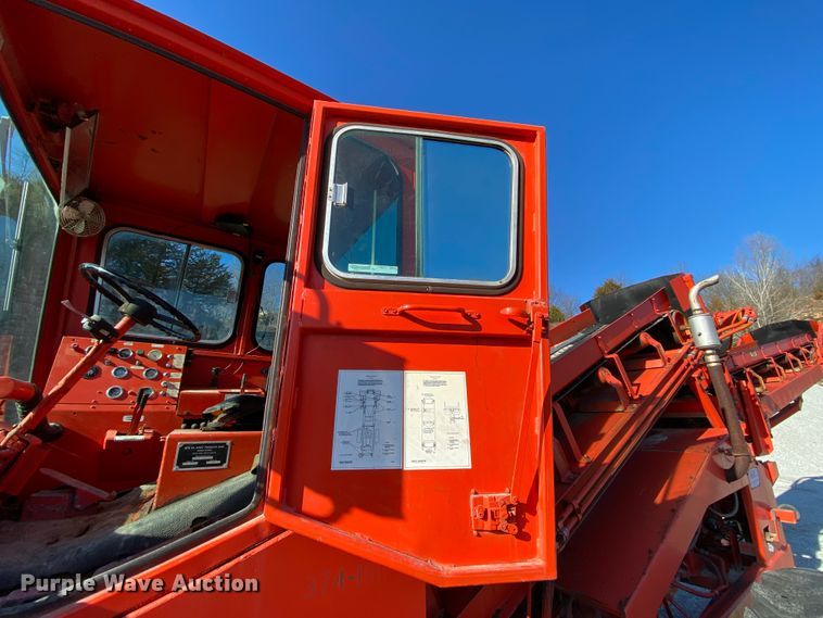 image for item EL9621 1991 Athey 712DS windrower