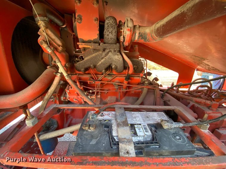 image for item EL9621 1991 Athey 712DS windrower