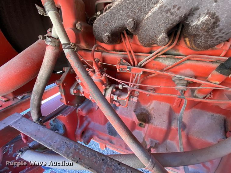 image for item EL9621 1991 Athey 712DS windrower