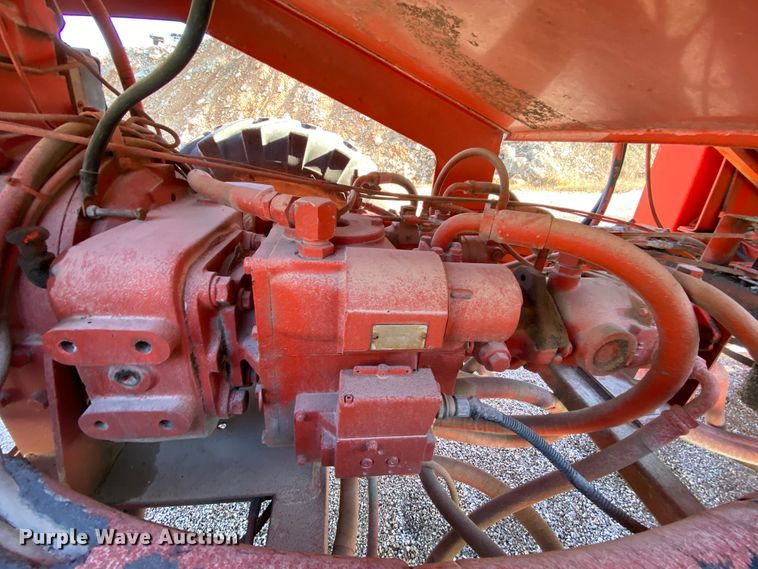 image for item EL9621 1991 Athey 712DS windrower