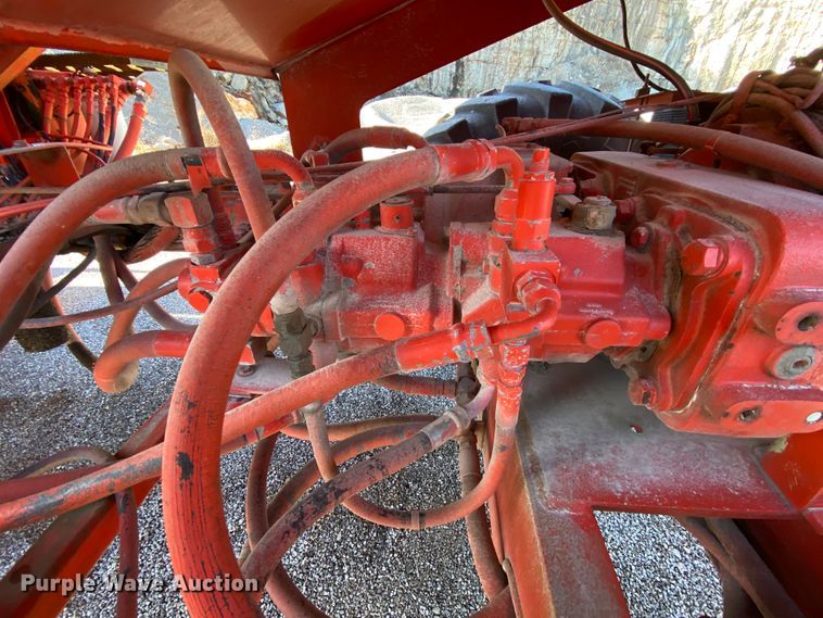 image for item EL9621 1991 Athey 712DS windrower