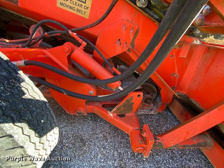 image for item EL9621 1991 Athey 712DS windrower