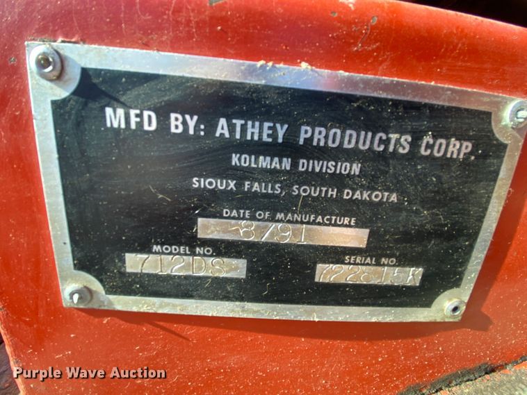 image for item EL9621 1991 Athey 712DS windrower