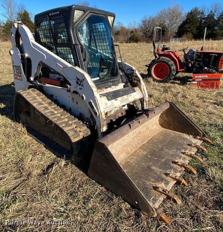 image for item EL9623 2005 Bobcat T190  tracked skid steer loader