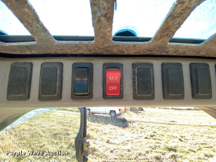 image for item EL9623 2005 Bobcat T190  tracked skid steer loader