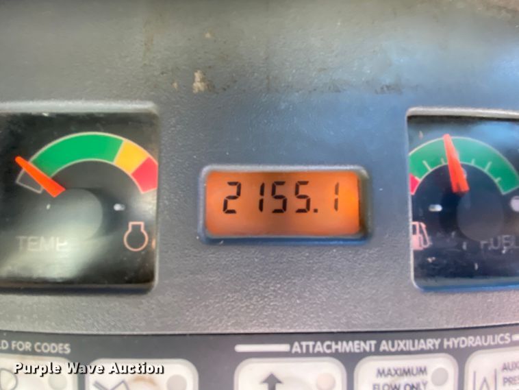 image for item EL9623 2005 Bobcat T190  tracked skid steer loader