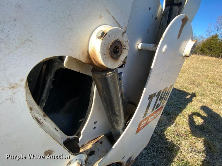 image for item EL9623 2005 Bobcat T190  tracked skid steer loader