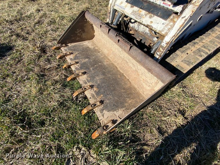 image for item EL9623 2005 Bobcat T190  tracked skid steer loader