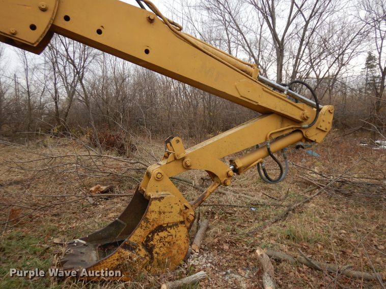 image for item EY9161 1968 Massey Ferguson MF450 excavator