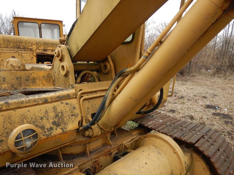 image for item EY9161 1968 Massey Ferguson MF450 excavator