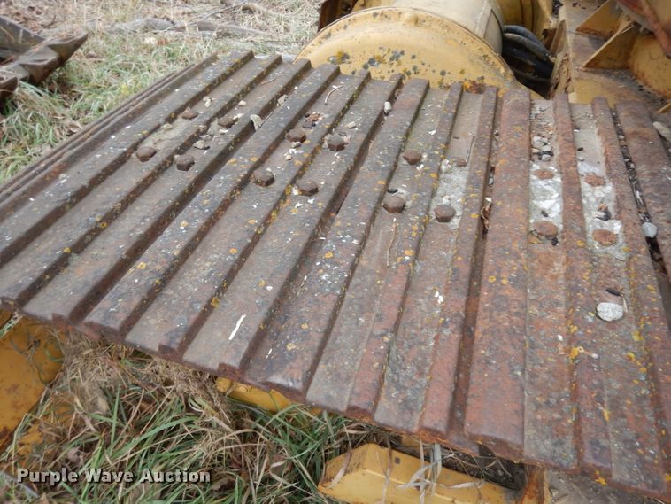 image for item EY9161 1968 Massey Ferguson MF450 excavator