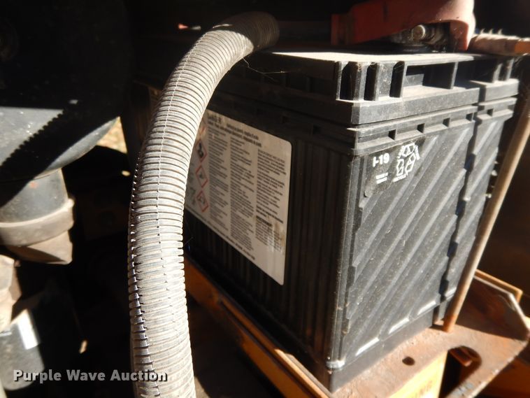 image for item GK9672 1995 Case 360  trencher