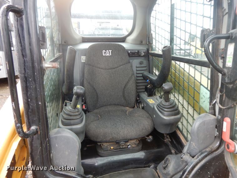 image for item GK9674 2016 Caterpillar 259D  tracked skid steer loader