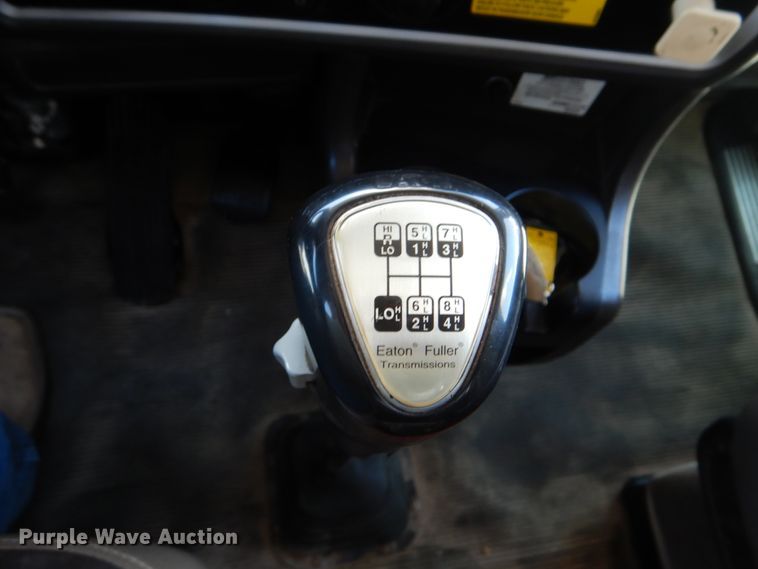 image for item GM9097 2013 Kenworth T800  vacuum truck