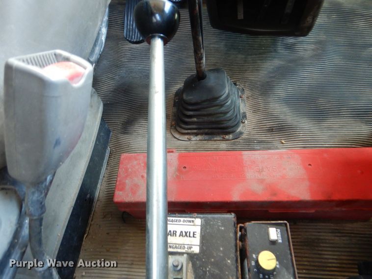 image for item GM9097 2013 Kenworth T800  vacuum truck