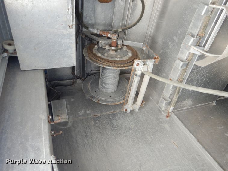 image for item GM9097 2013 Kenworth T800  vacuum truck