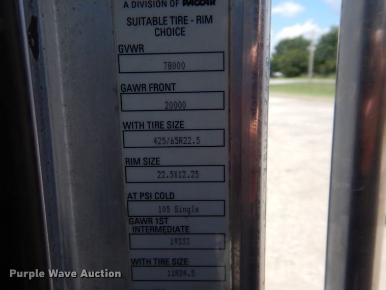 image for item GM9097 2013 Kenworth T800  vacuum truck