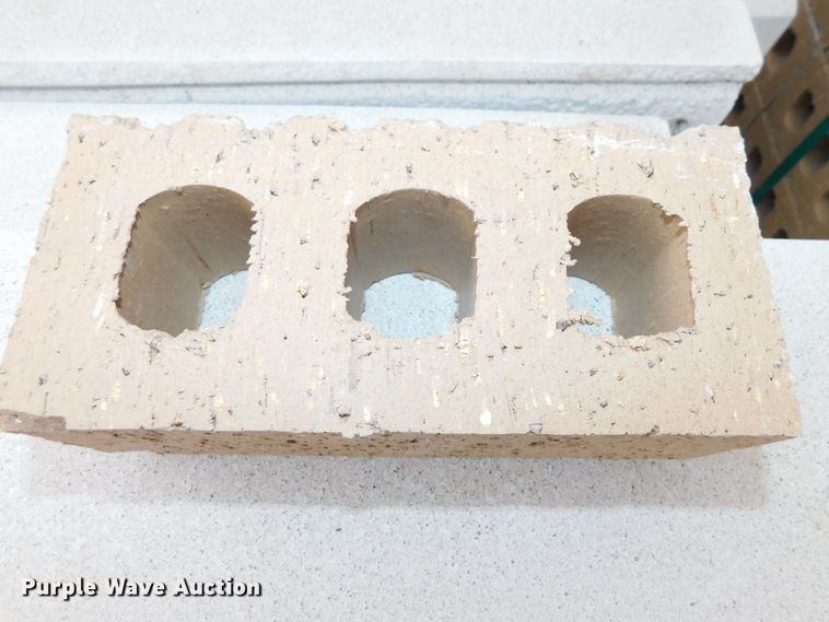 image for item GQ9916 Bricks